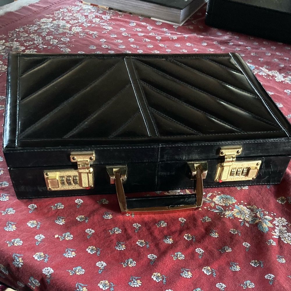 Vintage Black Eel Skin Leather Briefcase attaché w/Gold Accents 16" x 11" x 3"